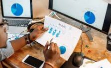 The Ultimate Guide to Creating and Selling Online Courses in 2025